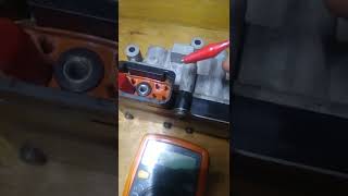 prueba de solenoides de transmisión automática Avenger [upl. by Buttaro]