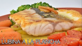 LUBINA A LA PLANCHA CON VERDURAS CRUDITE  Alimentación sana  cocina familiar  Javier Romero [upl. by Einiffit]