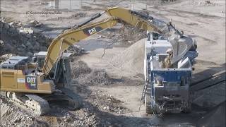 Soeren66  KOBELCO SK 500LC CAT 325D 330F und 336F beim Abbruch am Airport Hamburg [upl. by Chevalier698]