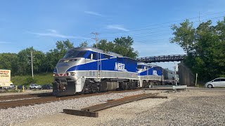 Railfanning in Rondout IL With mdnsubdiv [upl. by Aicitel]