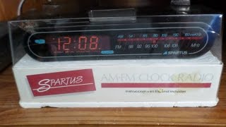 Vintage 1990s Spartus AMFM Clock Radio Model 0140 [upl. by Sabella973]