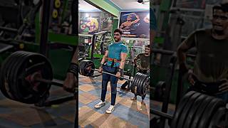 Dead lift 🏋️💪🏻youtubeshorts motivation gymworkout vairalshort bodybuilding bodybulder [upl. by Bruyn201]