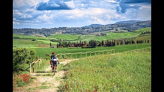 Die Toskana mit dem EBike erkunden [upl. by Enilesoj]