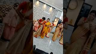 shortvideo dance love love selfmotivated song lady don dance at durgapuja [upl. by Ayanej]