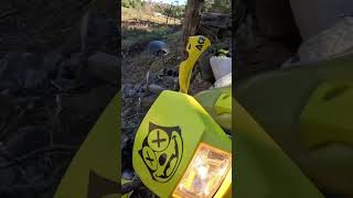 Cae Felix a barranco con piedras y troncos por suerte sale ileso motorcycle offroad enduro [upl. by Roswell]