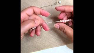 השחלת פנינים חלק 3 knotting pearls part 3 [upl. by Prouty784]