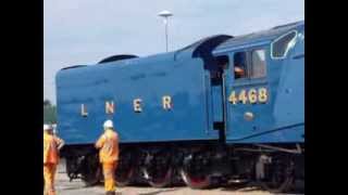 2013 Sep 04  The Mallard Arrives At Grantham [upl. by Eul]