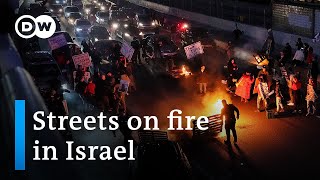 Israeli police clash with angry antiNetanyahu protesters  DW News [upl. by Aserej]