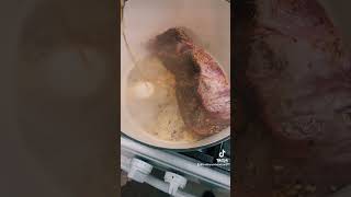 Making a bourbon pot roast review bourbon food roast wine chicago [upl. by Valer]