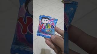 Permen roll 😍 roll candy candy chocolate fyp viralvideo [upl. by Ahtamat]