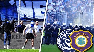 Vermummte DuisburgFans stürmen Innenraum Duisburg  Aue Ausschreitungen [upl. by Ennaillij648]