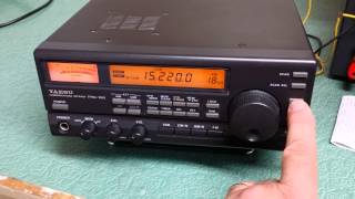 Yaesu FRG100 Communications Receiver [upl. by Aivalf]