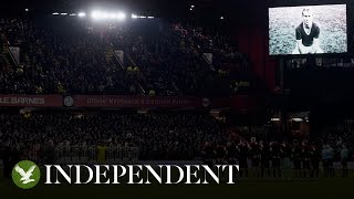 Manchester United fans pay tribute to legend Sir Bobby Charlton [upl. by Naxela510]