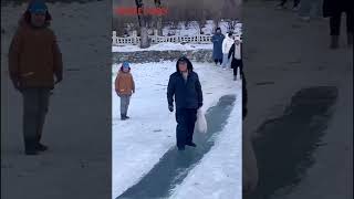 Visiting Southerners vs native Northerners in ice gliding in NE China [upl. by Crowns]