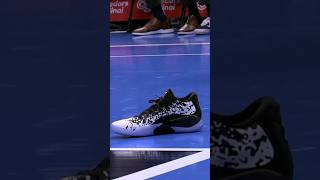 Zions SHOE CAME OFF driving at the BASKET👀 [upl. by Landis]