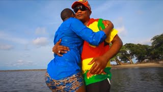 Koffi olomide feat Cindy Le Coeur  Maracas HD  clip officiel [upl. by Liahkim]