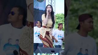 SI CANTIK JELITA biduancantik dangdut shortvideos [upl. by Klump]