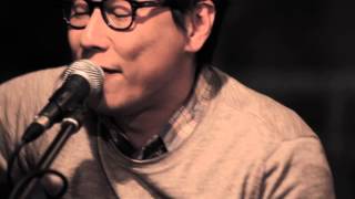 Yoon Jongshin  Instinctively본능적으로  Small Cafe Concert [upl. by Annanhoj]