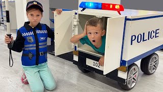 Sofia on a police car catches a thief and more stories about Kids cars [upl. by Suiluj]