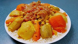 Marokaanse Couscous met kip en groente [upl. by Yatnohs410]