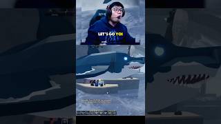 AKU DIKASIH IKAN MEGALODON TERBESAR SAMA VIEWERS DI GAME FISCH ROBLOX 😱 fisch shorts [upl. by Onida]