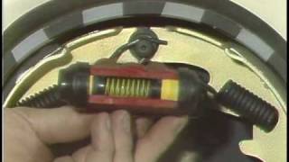 HYDRAULIC BRAKES PRINCIPLES OF OPERATION PART 1 DRUM BRAKES [upl. by Cand]