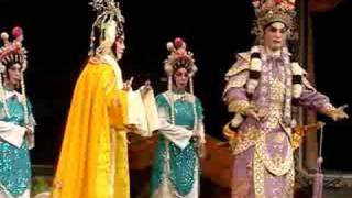 Chinese opera Cantonese 鳳閣恩仇未了情 1 [upl. by Yoreel414]