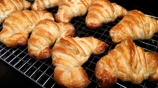 CROISSANTS CASEROS  rellenos de crema pastelera [upl. by Yoreel]