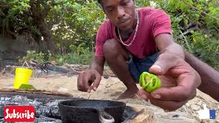 Roast breadfruit and Tin mackerel on the seaside jamaicamylifetv1855 breadfruit beachvibes [upl. by Jermain]