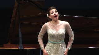 Concert Final 55 Concurs Tenor Viñas 201718  Serena Sáenz [upl. by Kesia769]