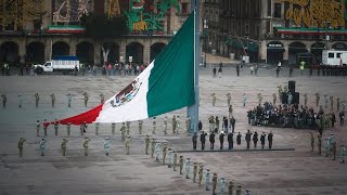 Izamiento de bandera en honor a víctimas de sismos de 1985 y 2017 Conferencia presidente AMLO [upl. by Hansel]