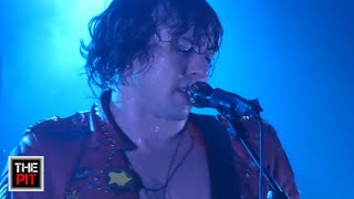 Barns Courtney  Glitter amp Gold LIVE 4K Brighton Concorde 2019 [upl. by Adlemi]