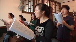 Chinese Catholics in US Enjoy Freedom [upl. by Lyrac34]