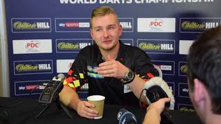 PDC Dart WM 2018  Interview Dimitri van den Bergh  Spieltag 2 [upl. by Enimassej]