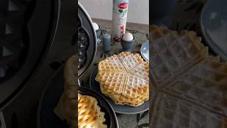 WAFELS BAKKEN MET 7jarige zoontje [upl. by Emoreg]