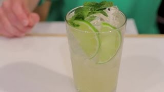 How to Make a Mojito With Sprite Rum amp Mojito Mix  Mojito amp Daiquiri Recipes [upl. by Ornas]