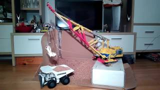 Lego RC walking dragline loads haul truck [upl. by Bussy278]