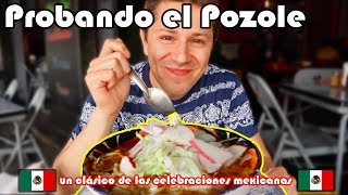 EL POZOLE 🍲  🇨🇱 Chileno prueba comida tradicional mexicana [upl. by Earlie]