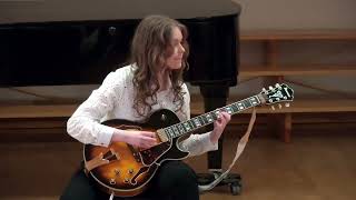 Wes Montgomery  Dnatural blues Emily Remler Bbblues guitar cover [upl. by Minnaminnie]