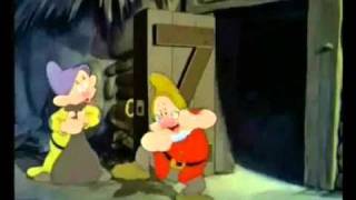 quotBiancaneve e i sette naniquot Disney doppiaggio comico quotHei Ohquot quotRicchiòquot [upl. by Dlareg]