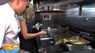 WA’s Best Steak Sandwich  The Karalee on Preston  Today Perth News [upl. by Navets113]