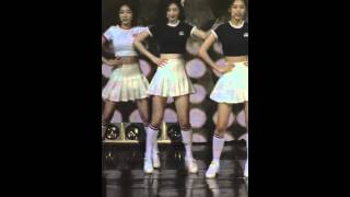 IOI 데뷔 쇼케이스 Dream Girls 정채연 직캠 [upl. by Denyse436]