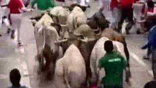 Running of the Bulls Encierro 11 July 2007 Pamplona Spain [upl. by Aldo440]