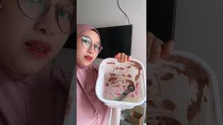 Yg ngirim nya lagi libur jadi beli eskrim sendiri adayinmylife eskulkul [upl. by Parhe]