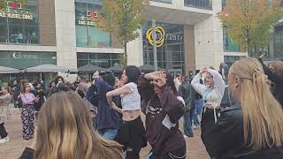 Flashmob  Milaneo Stuttgart  Kpop  Vlog 126 [upl. by Quenby]