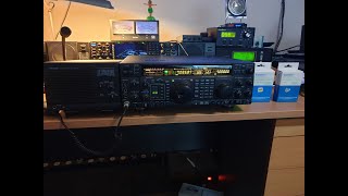 The incredible Yaesu FT1000MP in all its glory and how clean is this example just beautiful [upl. by Aserat]