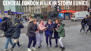 London Walking Tour  Storm Eunice Londoners blown to the ground as 122mph winds cause chaos [upl. by Clayton]