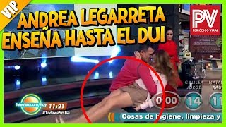 Andrea Legarreta enseña demás durante baile en el programa ¨Hoy¨ [upl. by Laemsi]