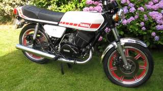 Yamaha RD400E RD400 [upl. by Ahmad]