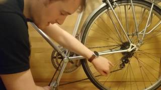 Rehook Demo  Get Your Chain Back on Your Bike in 3 Seconds [upl. by Nillad178]